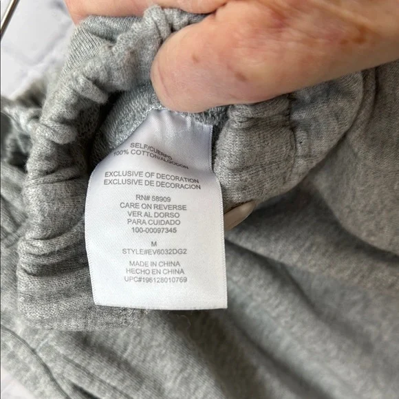 Every Gray Cardigan & Pants Set M - Picture 11 of 12